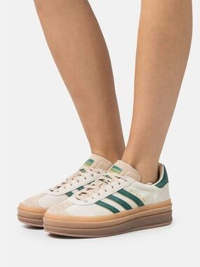 NEW Adiddas  GAZELLE BOLD  "Cream White Collegiate Green" Platform Sneaker 9.5 M